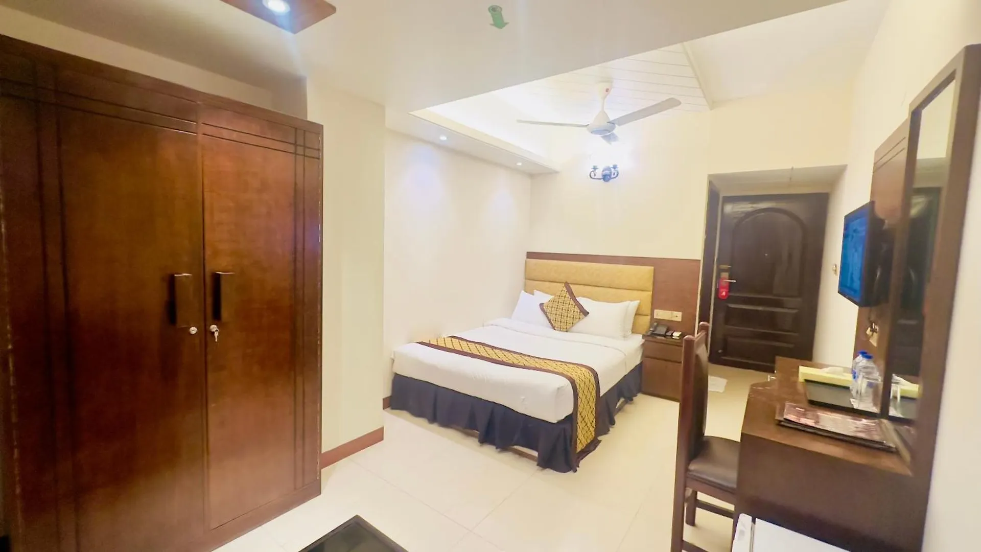 Central Inn City Center Dhaka Hotel